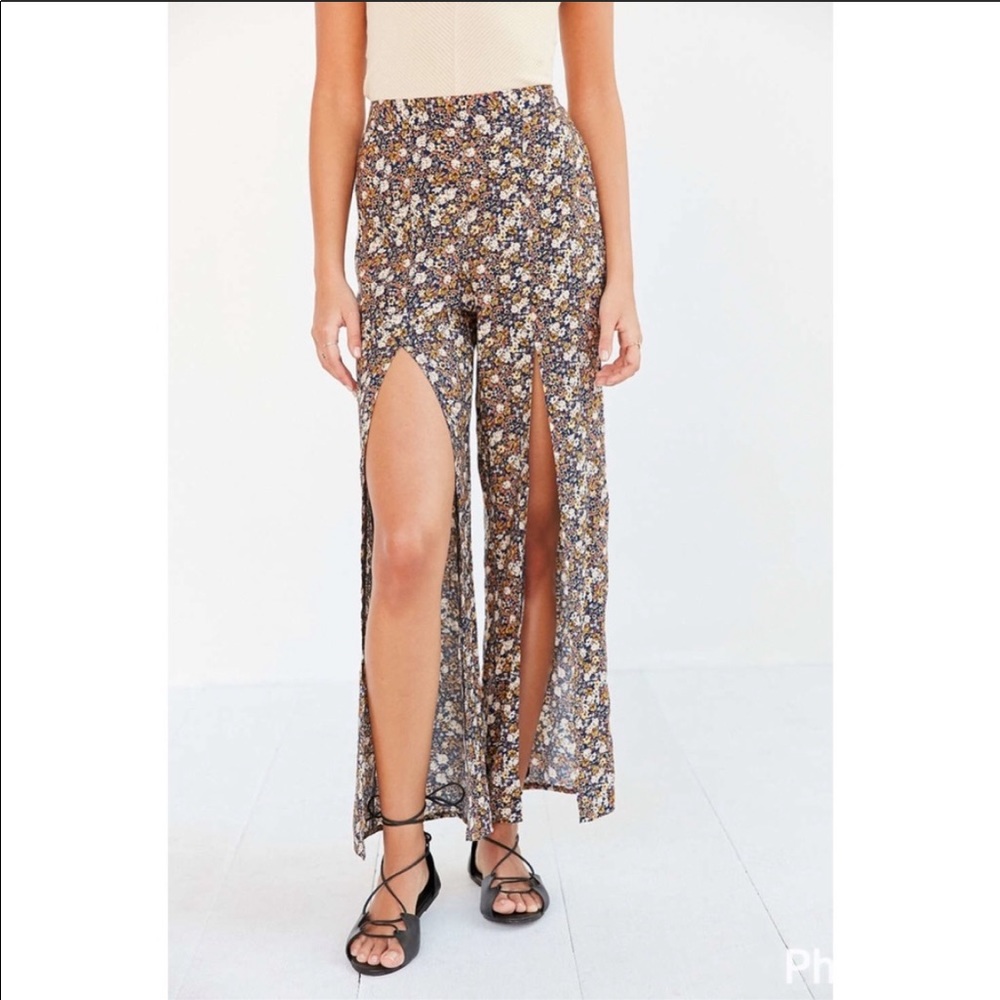 Urban Outfitters Ecote fly away pant M